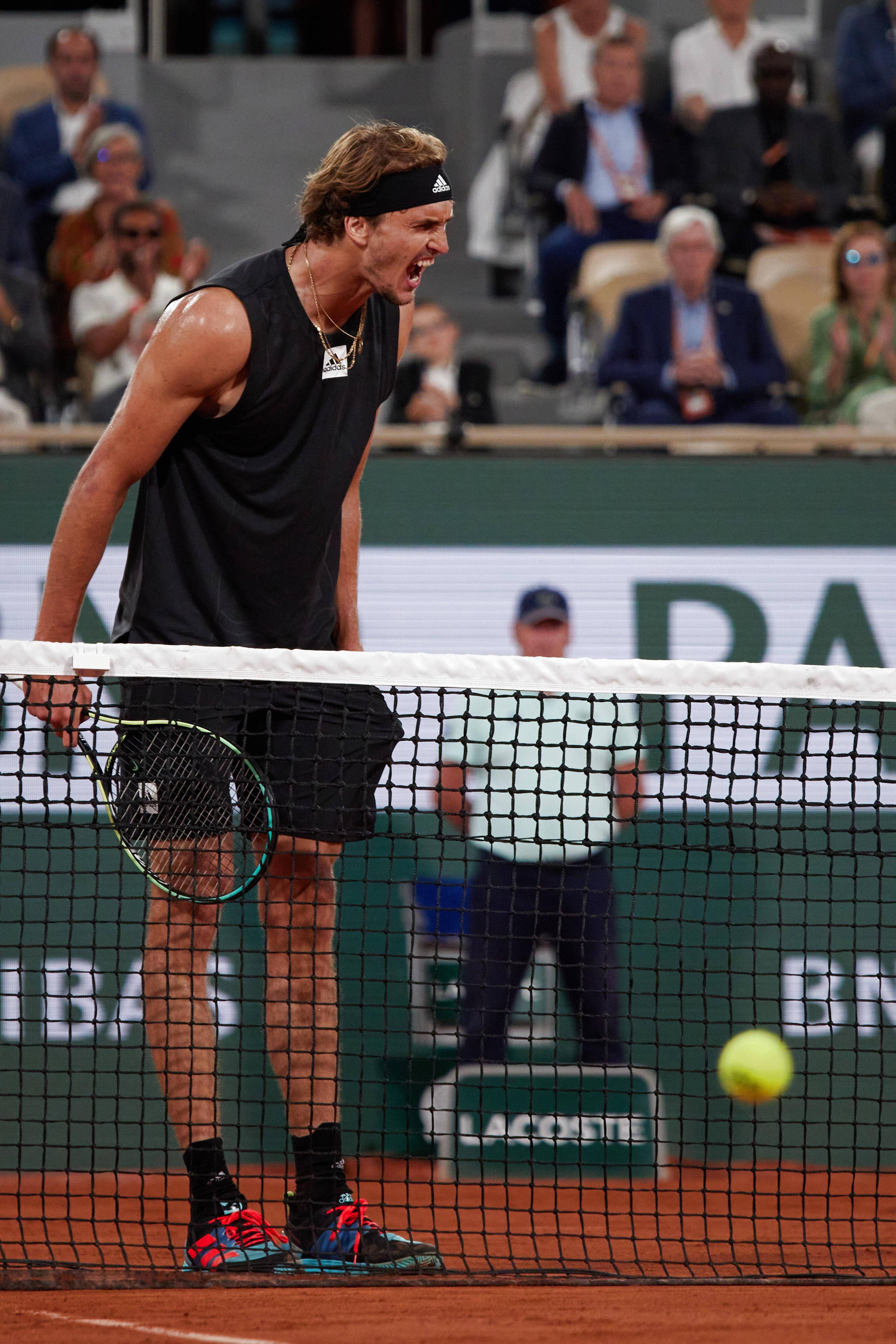 美网绝杀法网，兹维列夫关键制胜