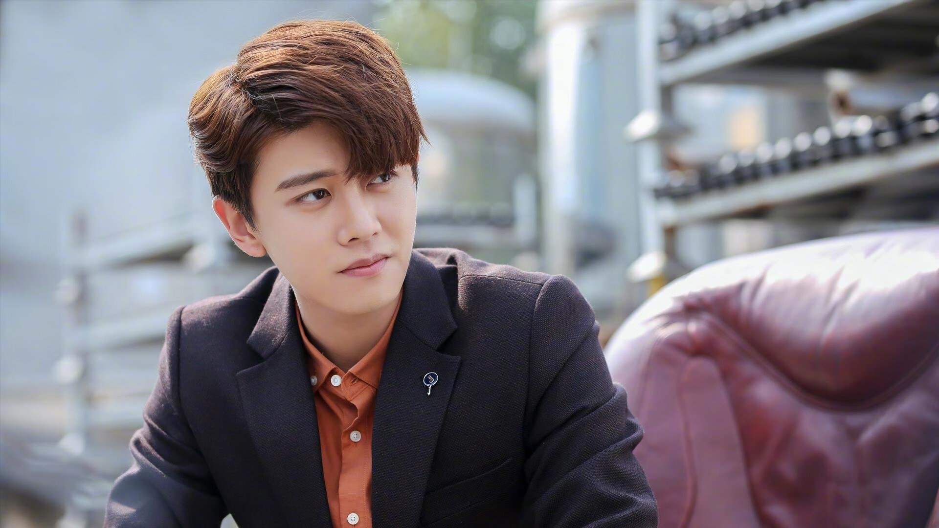 pg电子模拟器试玩在线-足球未眠，篮球未央，在德甲争冠与利拉德神话的夜晚，见证凡人的神祇之路