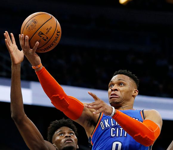 pg电子下载-雷霆对阵魔术，英格拉姆关键战不手软