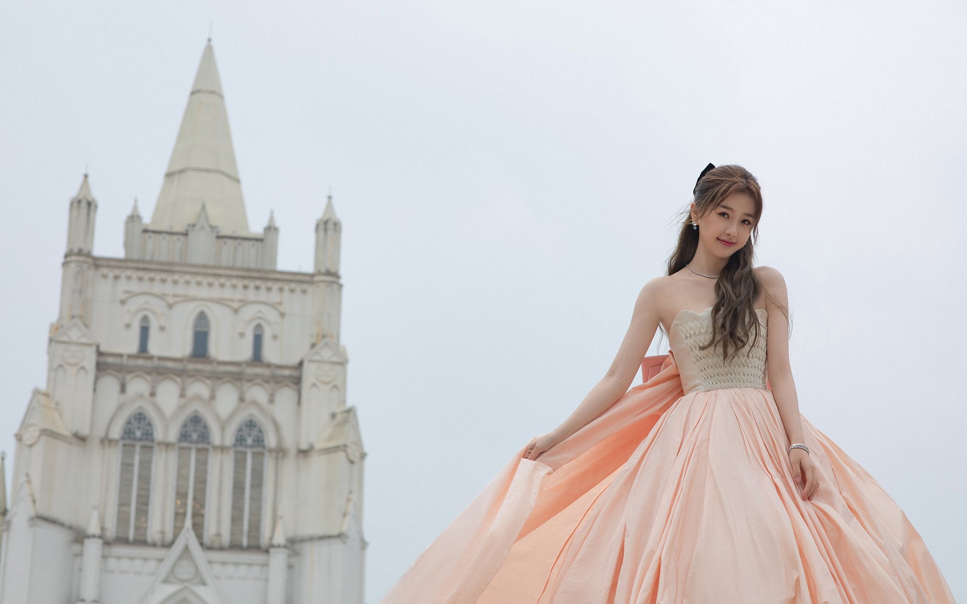 pg电子试玩-范弗利特导演冰与火之歌，独行侠加时鏖战，大场面先生一剑封喉