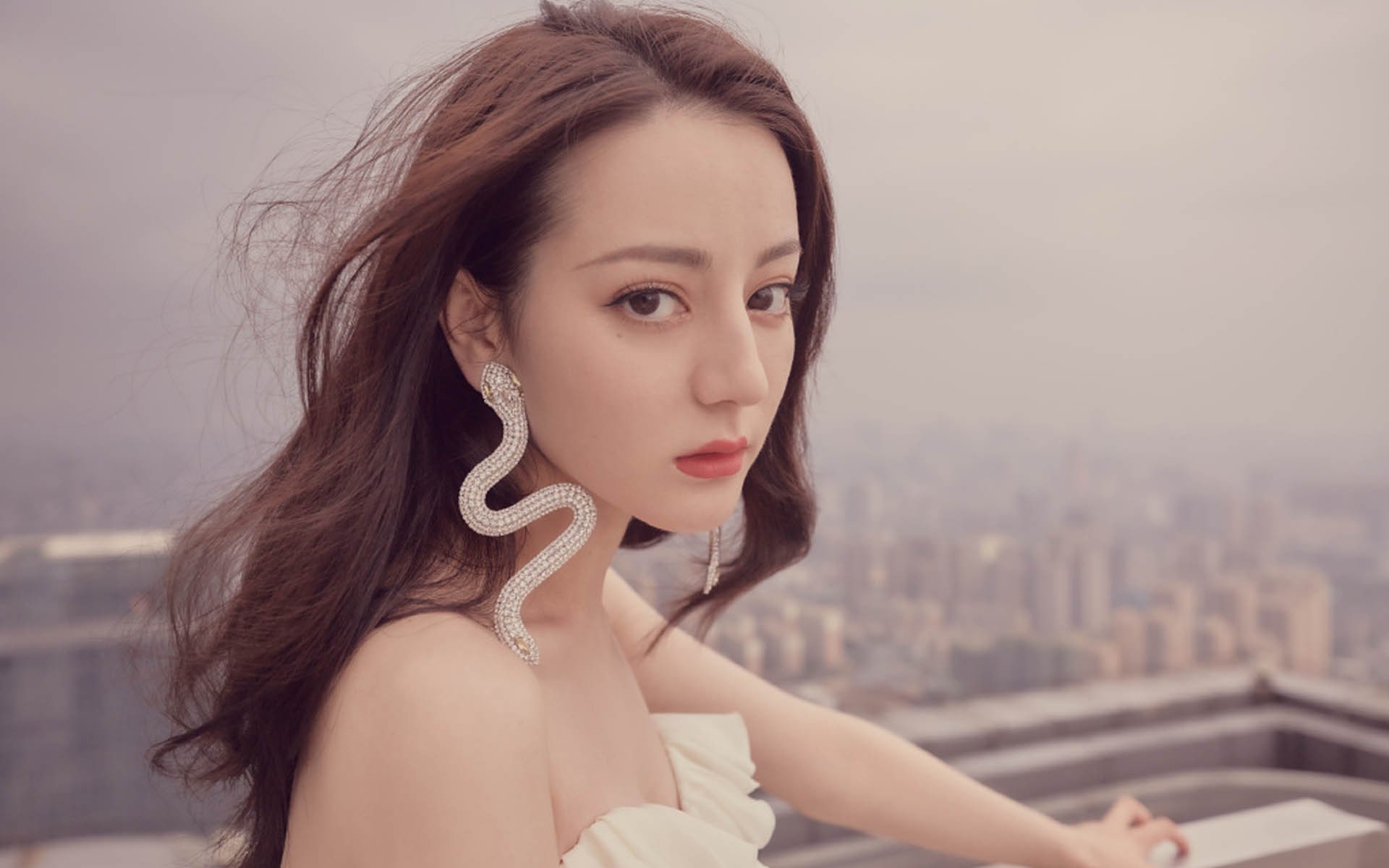 中场定乾坤，德布劳内调度有方，加拿大稳控节奏力克秘鲁